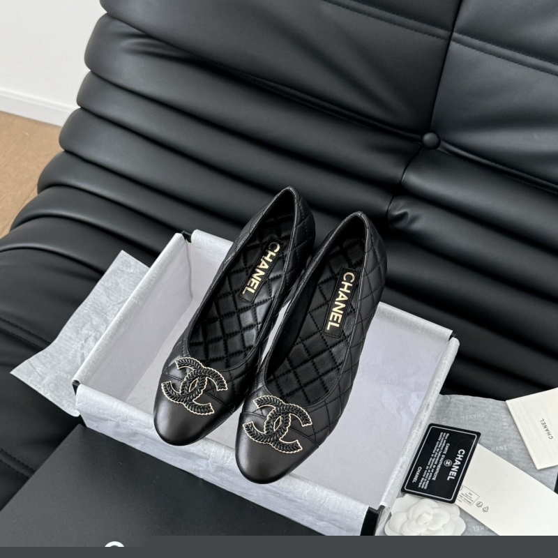 Ch*el high heels